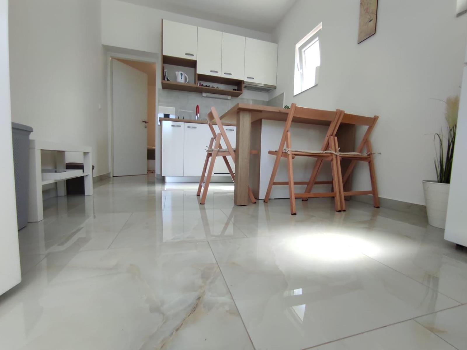 Apartment With Terrace And Garden Pirovac Extérieur photo